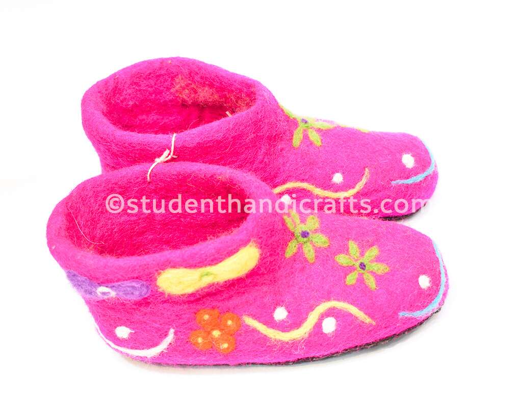 Felt Pink Woolen Shoes