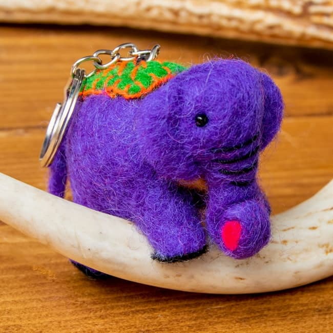 Elephant Design Felt Key Ring - 7