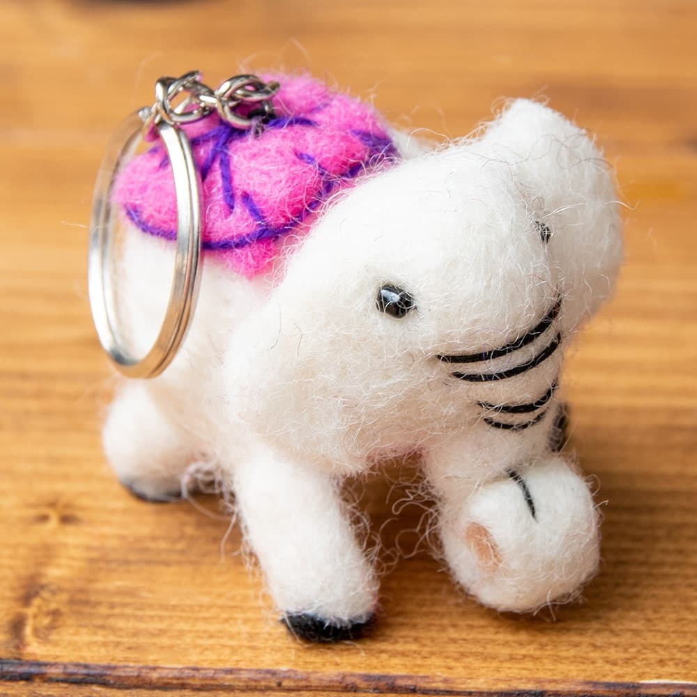 Elephant Design Felt Key Ring - 6