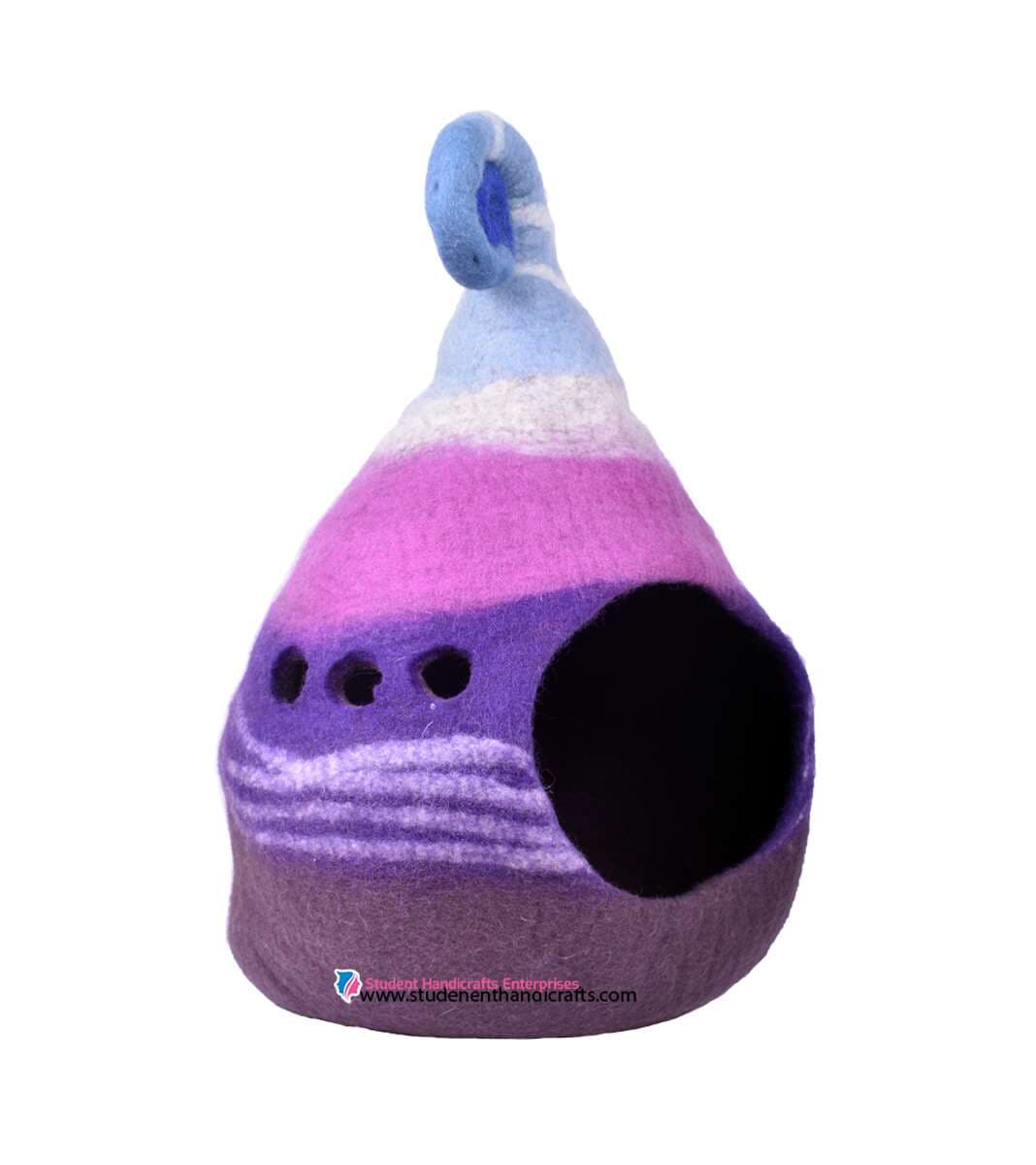 Indoor & Outdoor Cat Houses